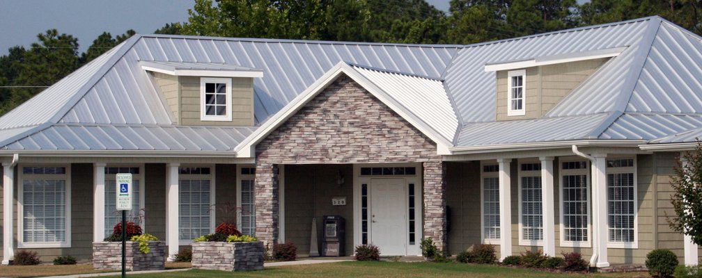 Metal roofing by a professional contractor